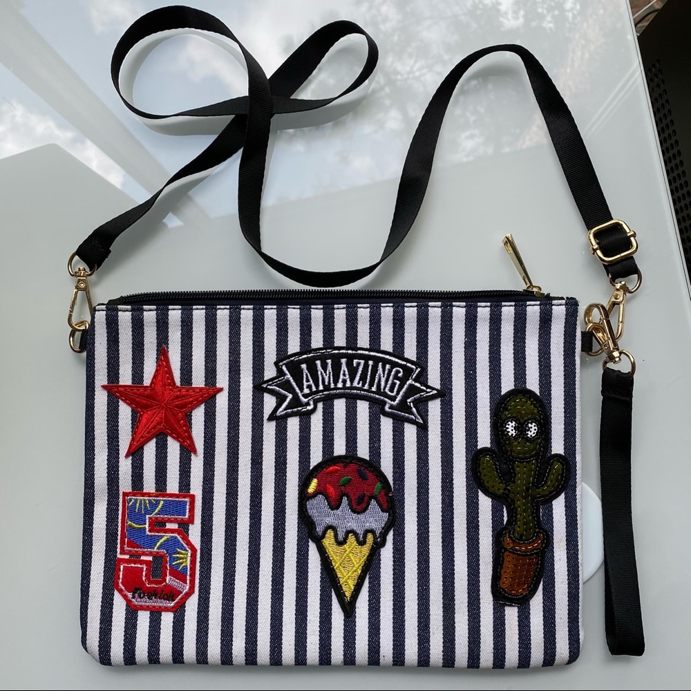 Crossbody Purse / Wristlet